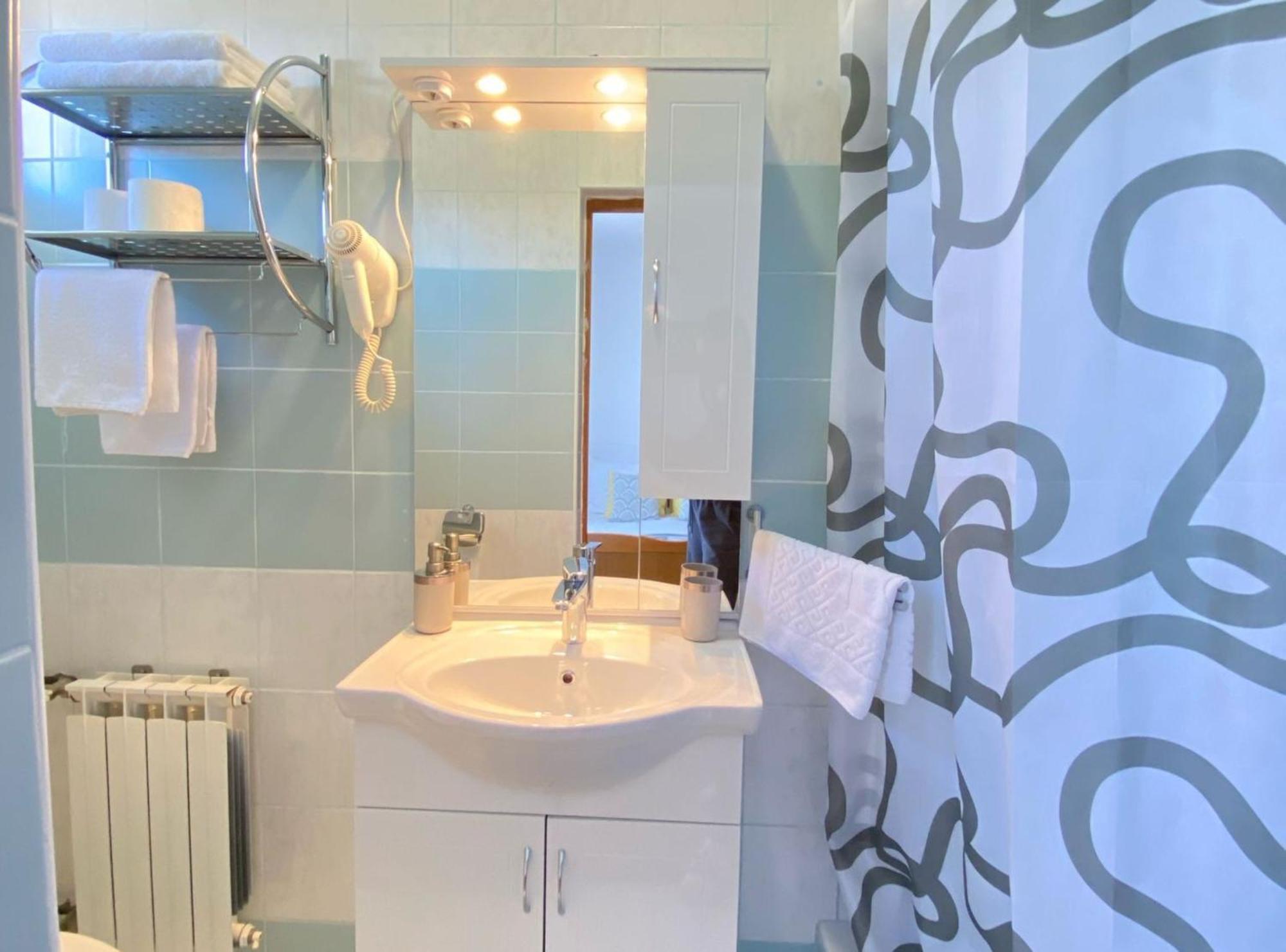 M&N Zafran Hotel Грабовац Екстериор снимка