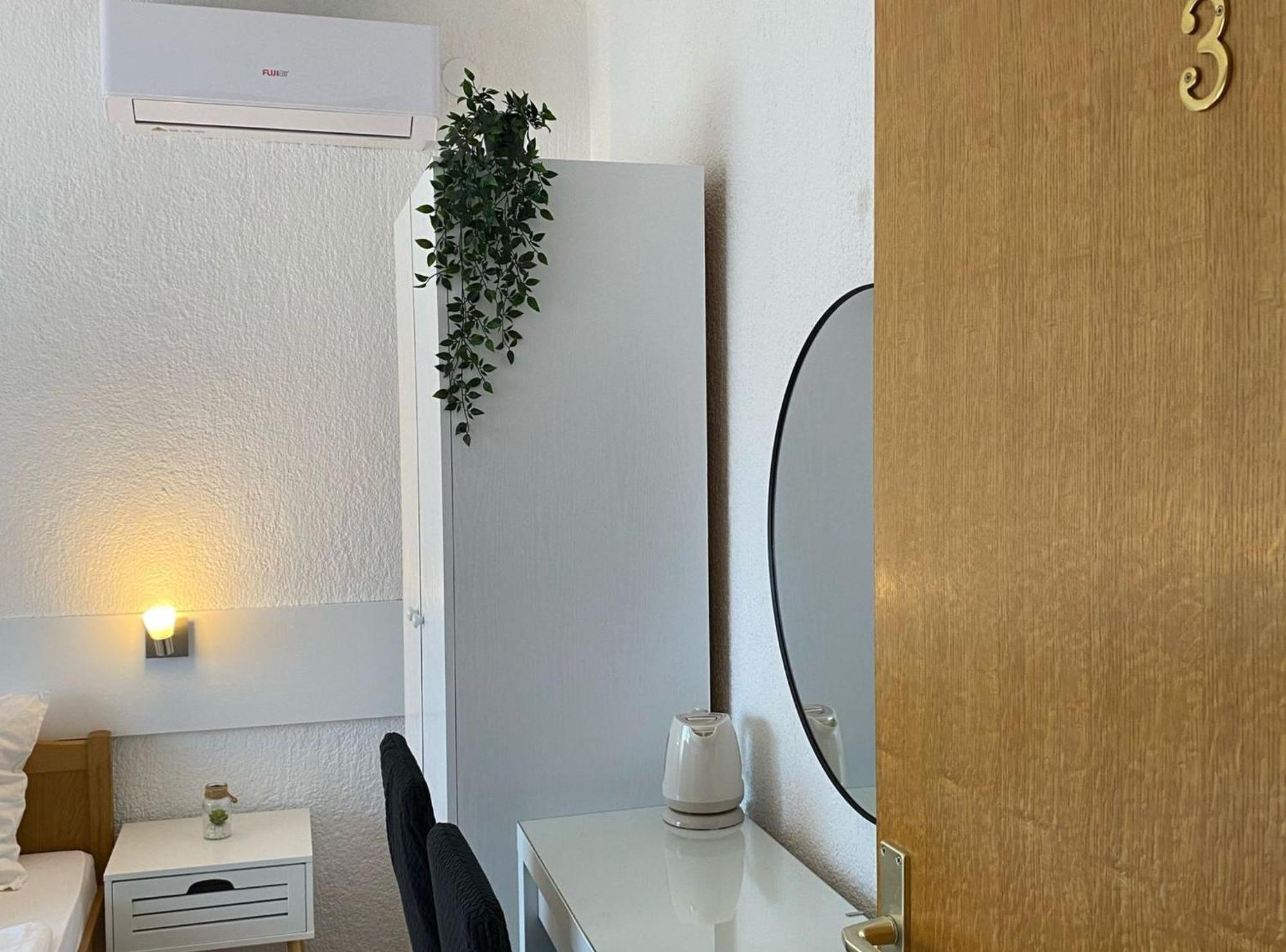 M&N Zafran Hotel Грабовац Екстериор снимка